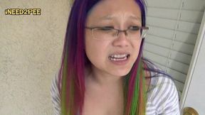 asian girl pees her skintight jeans omoraashi