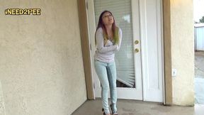 asian girl pees her skintight jeans omoraashi