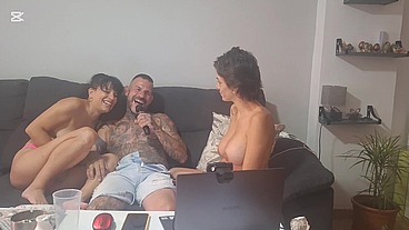 Chapter 5 live with Desyhot and Vampiress, we fuck the tattooed guy hard, we end up having a 4some