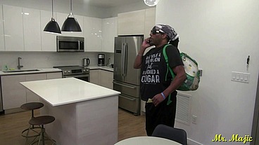 Maid DD White Gives Majic Full Service Treatment Plus Anal
