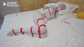 cosplay bondage with red ribbon