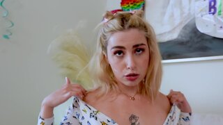 Wonderful blonde works her mouth and pussy on the dick