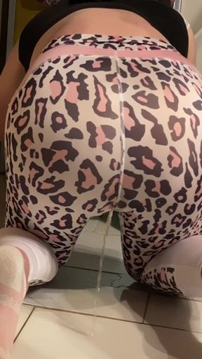 After sport pee desperation in leggings
