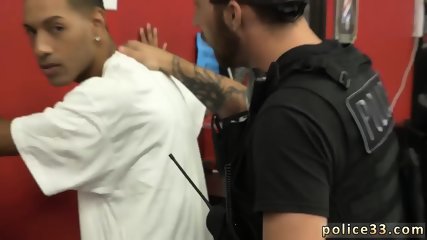 Cop lets gay boy suck his dick Robbery Suspect Apprehended