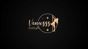 Venus and Luana kissing and hot face licking!