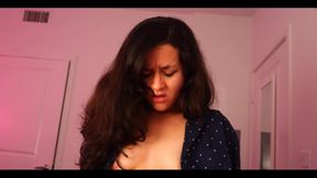 Girlfriend in Pajama Gives Blowjob and Nice Fuck