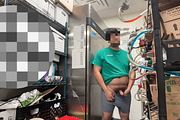 Chub risky wank at work during lunch break ( My Coworker almost caught me)
