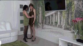 2 sexy whores 3M a