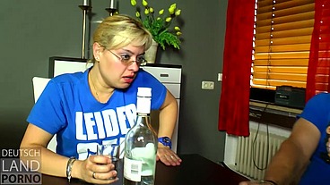 In der Küche wird gefickt