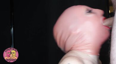 POV LATEX MASK MESSY HUGE FACIAL WITH @LOLAVIXENLV