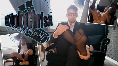 KinkyChrisX wanks wearing a suit and sheer socks