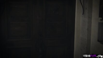 Stepdad cannot resist stepdaughter Vanna Bardot and gives in