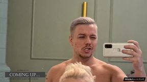 Clapping Ass & Anal Close-Up ! Gymnast Blonde Takes Cum in Splits