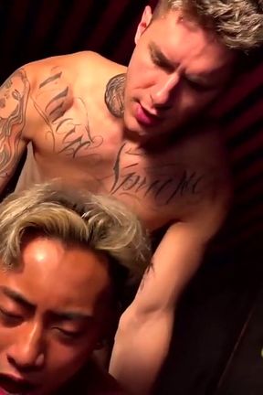 Peterfever Sauna Nights 3: Hungry Twink