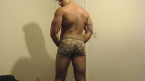 Muscle Stud Spreads Cheeks and Shows Hole