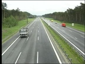 Amateur swingers fucking outdoor in a bar