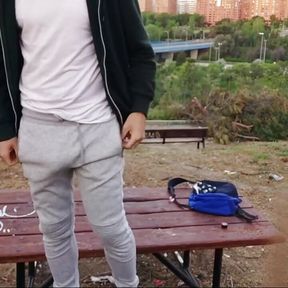 Jerking in a park