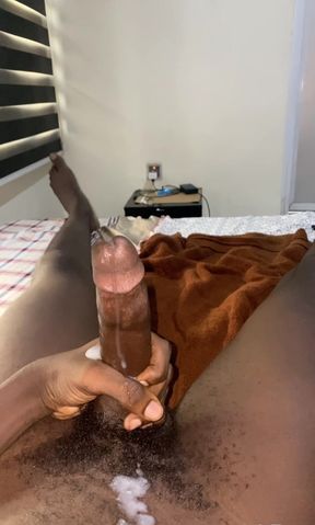 need a slut to lick me clean