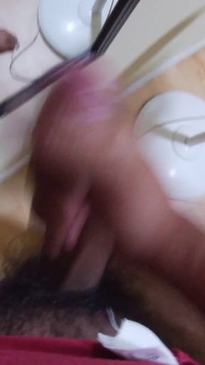 Hotel Finale: Amateur Solo Masturbation & Intense Cumshot