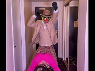 small model likes clowns obviously