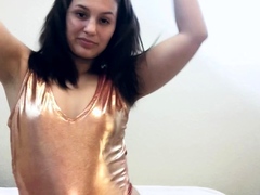 Solo booty assed babe ass toying masturbation in hi def