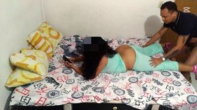 casada infiel se deja chupar el culo por amigo de su marido grita mucho y gime rico