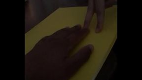 Satisfying finger porn