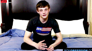 BoyObsession.com - Ricky Boxer's bisexual twink live cock stroking session