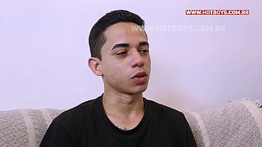 Novinho sendo arrombado pelo seu chefe gostoso