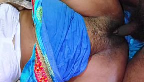 Truck driver ne apne wife ko raat me rasili chut chud ke pani nikal diya.xhmaster Hindi viral xxx sexy viral videos.bhojpuri sex