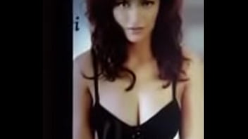 Cumming on shruti hassan