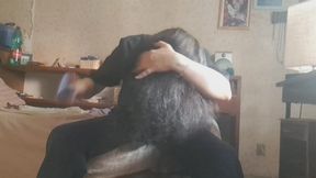 RAVEN HAIR BRUSHING