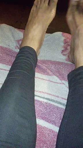 Long Legs Thick Thighs Pretty Feet Femboy Bottom Foot Fetish