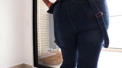 Big boobs latin chubby queen jerks off for her king