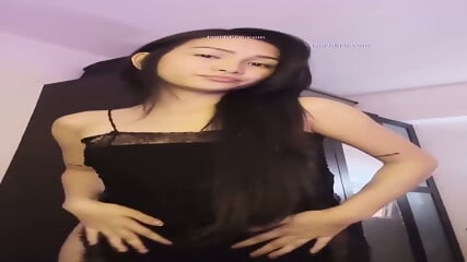 YouTuber samsara viral video show boobs