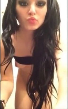 Big-Ass Amateur Anal Play in the Bath!