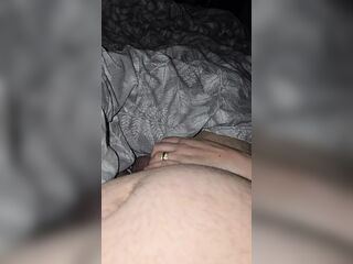 Step son after surgery get a handjob from step mom nice hand