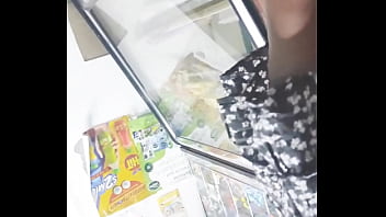 Upskirt en la tienda