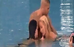 Underwater bj threesome