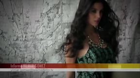 Ana Luc&iacute_a Dom&iacute_nguez promociona en Medell&iacute_n su nueva colecci&oacute_n de ropa [N