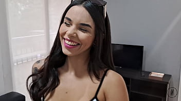 LARI ALBUQUERQUE toda del&iacute_cia nos BASTIDORES DO TIGR&Atilde_O!