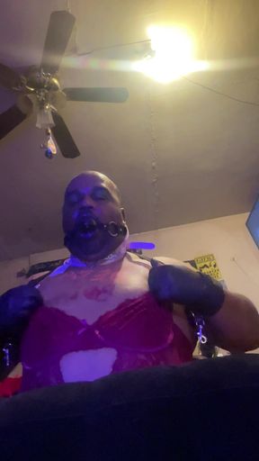 MrMynXxX self playing around