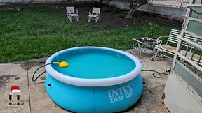 I'M RIDING MY BIG BALLOON FULL OF WATER TO POPPING