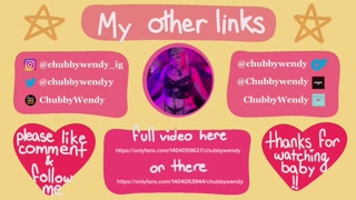 Je me fais du bien avec un gode en verre pendant que mon copain est au travail🫣