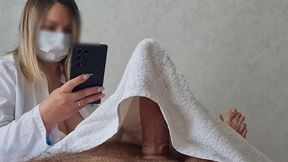 His happy-ending hand job woke her massage expectations