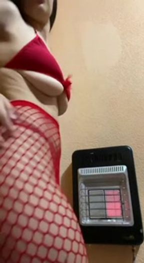 كسي و طيزي مولعين قبل الڤلانتاين - مين نفسه ينيكني ؟