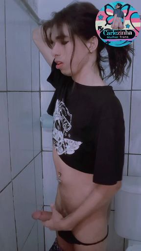 Pull the strong hair of this slut Carlezinha slut Naked Carla naked Sissy trans woman transvestite young cock naked naughty female slut