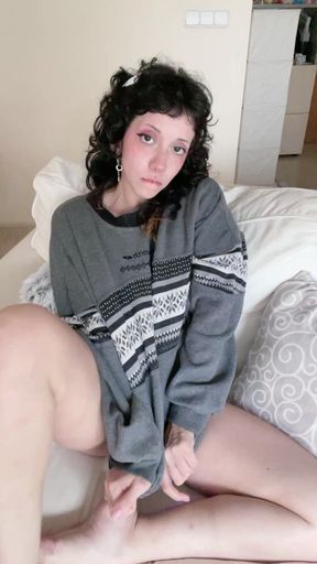 Flexible ballerina legs wide open 🩰