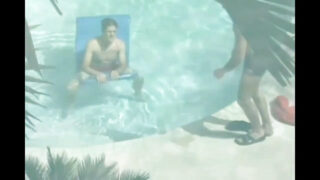 Blowjob, Cumshot, Schwänze, Kondom – schwule Schlampen beim Hardcore-Analsex