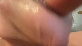 Gigi 81818 debuts on xhamsterlive